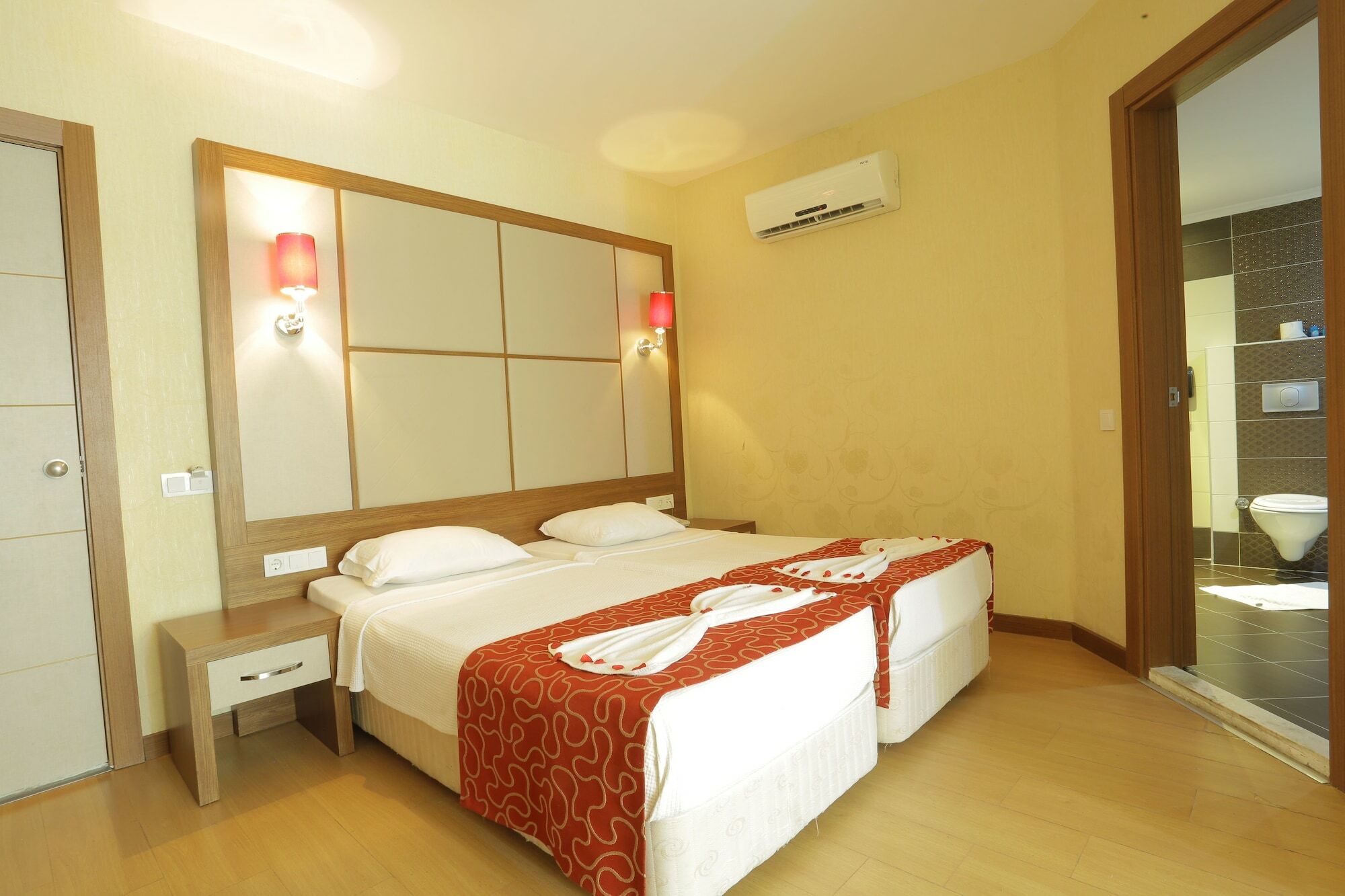 Cleopatra Golden Beach Hotel Alanya Esterno foto