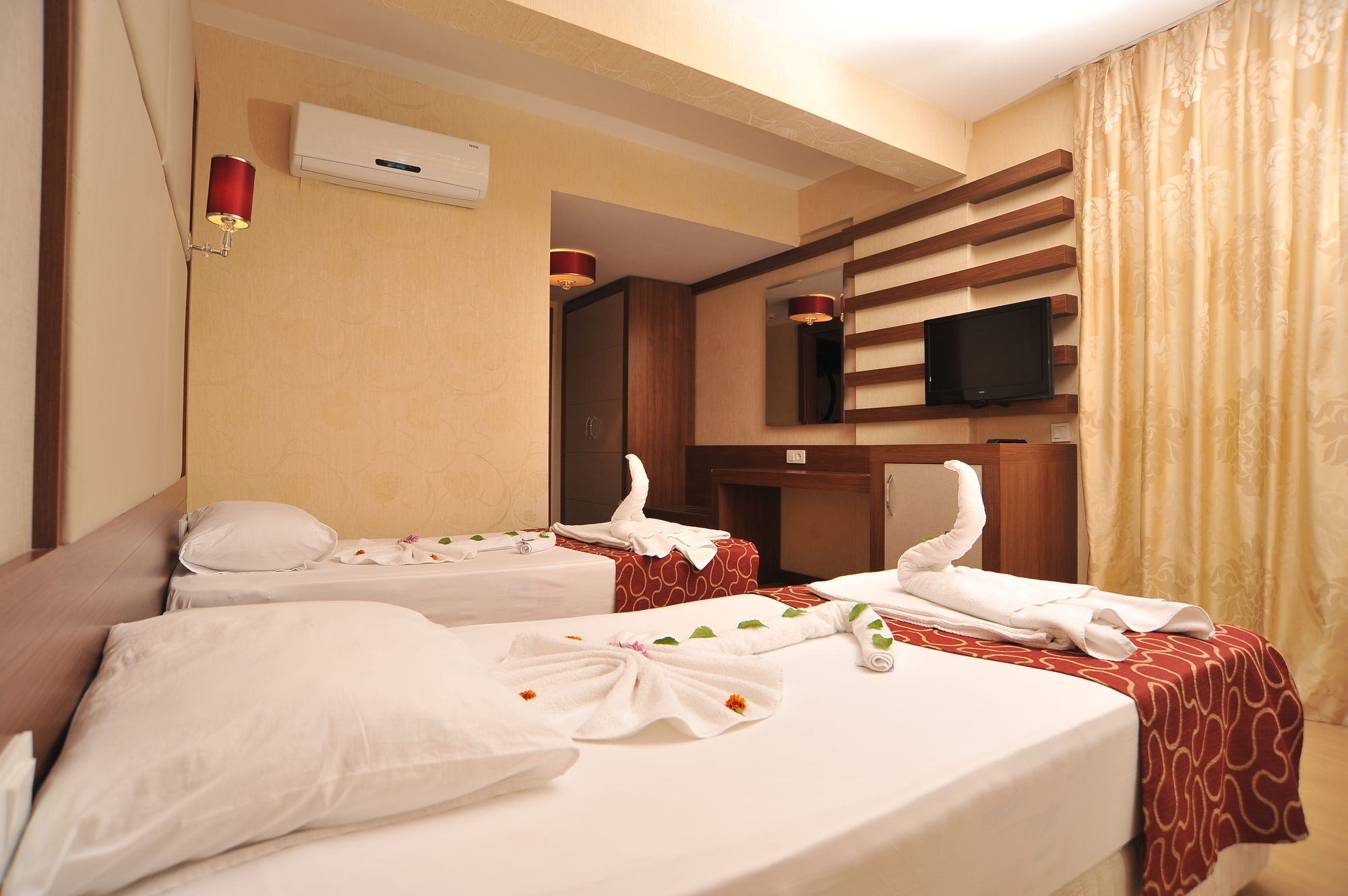 Cleopatra Golden Beach Hotel Alanya Esterno foto